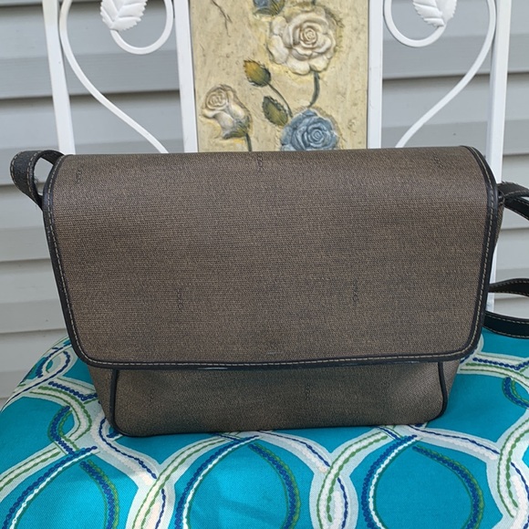 Vintage Fendi Bag - Picture 15 of 17